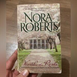 5/$15 • Worth the Risk | Book by Nora Roberts